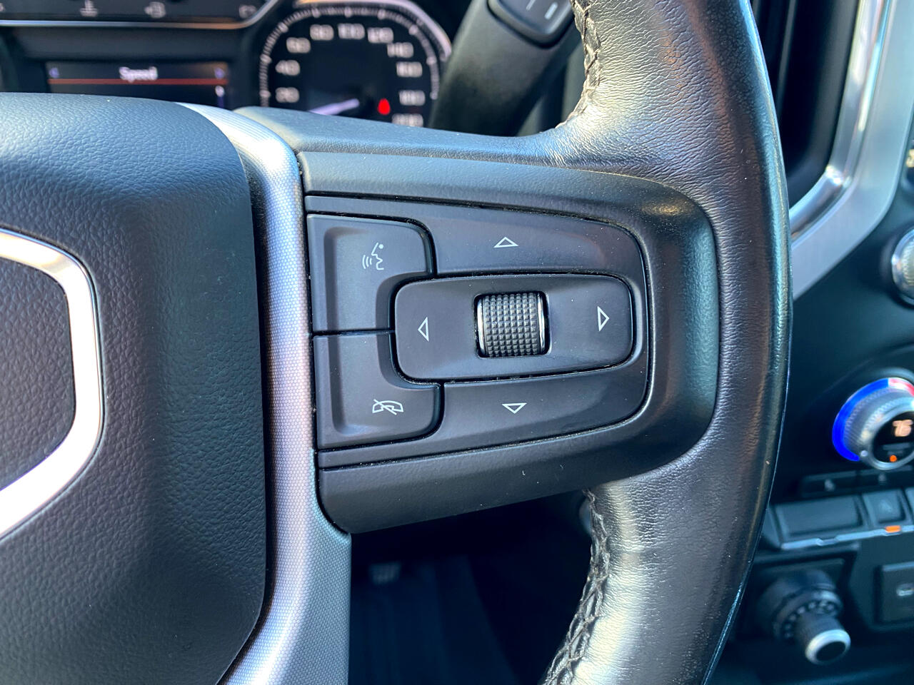 GMC Sierra 1500 Limited Elevation Crew Cab 4WD 2022