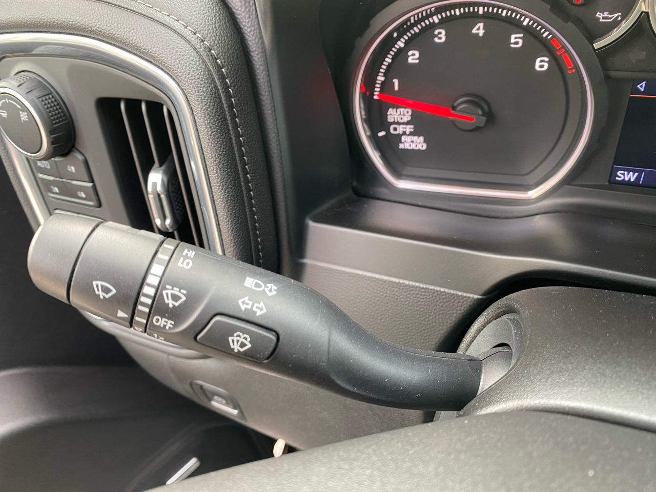 Chevrolet Silverado 1500  2019