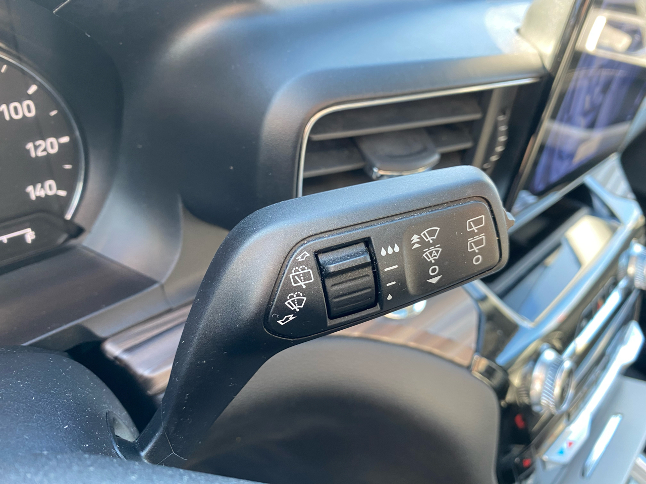 Ford Explorer Limited 4WD 2022