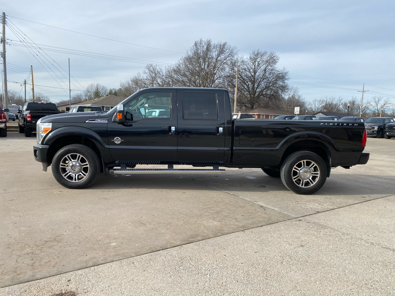 Ford Super Duty F-350 SRW  2013