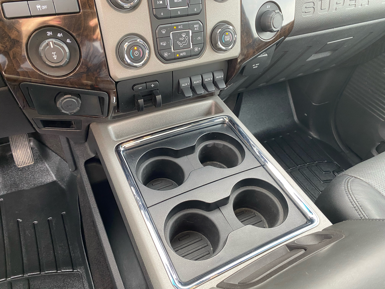 Ford Super Duty F-350 SRW  2013