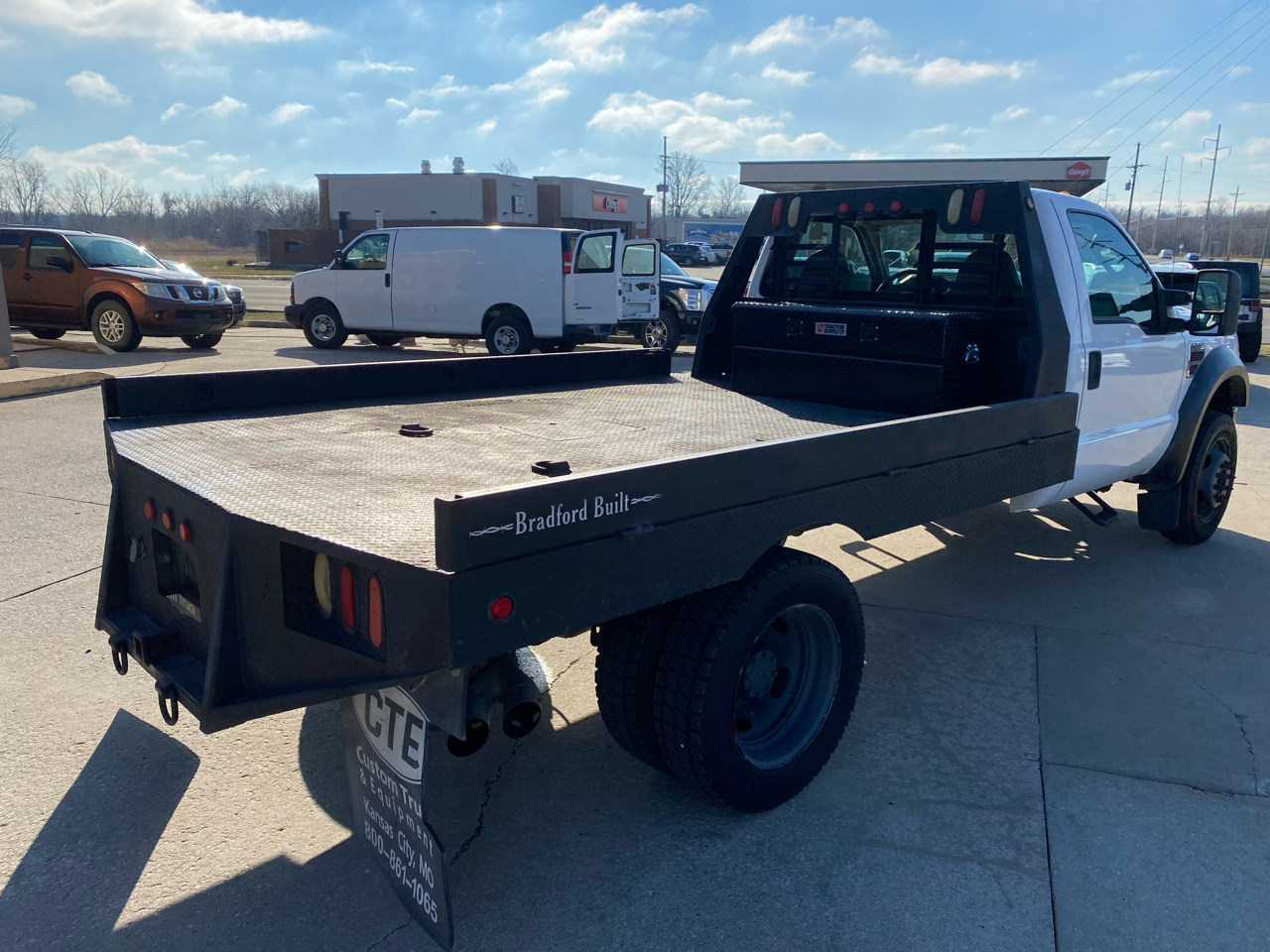 Ford Super Duty F-550 DRW  2008