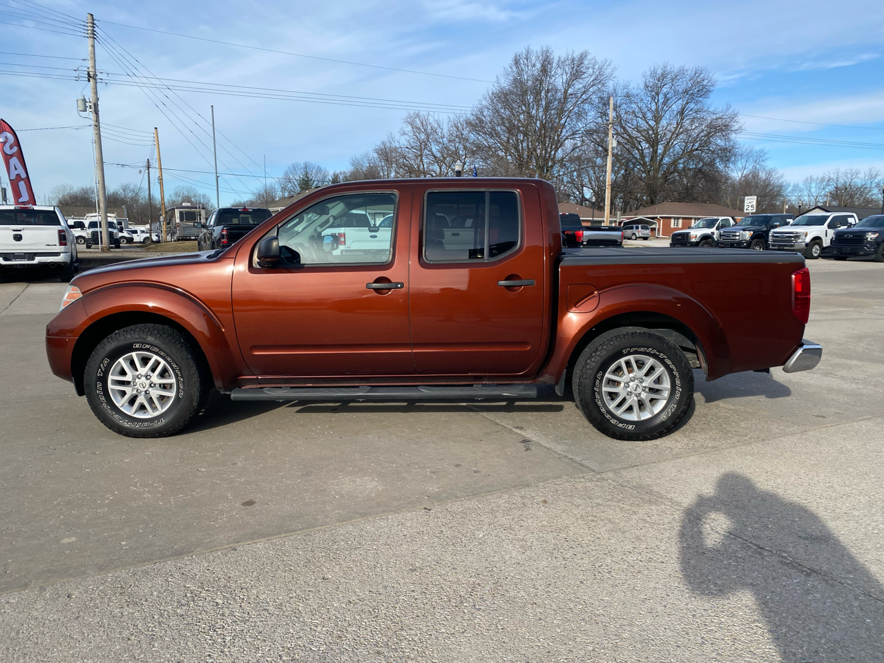 Nissan Frontier 2WD Crew Cab SWB Auto SV 2016