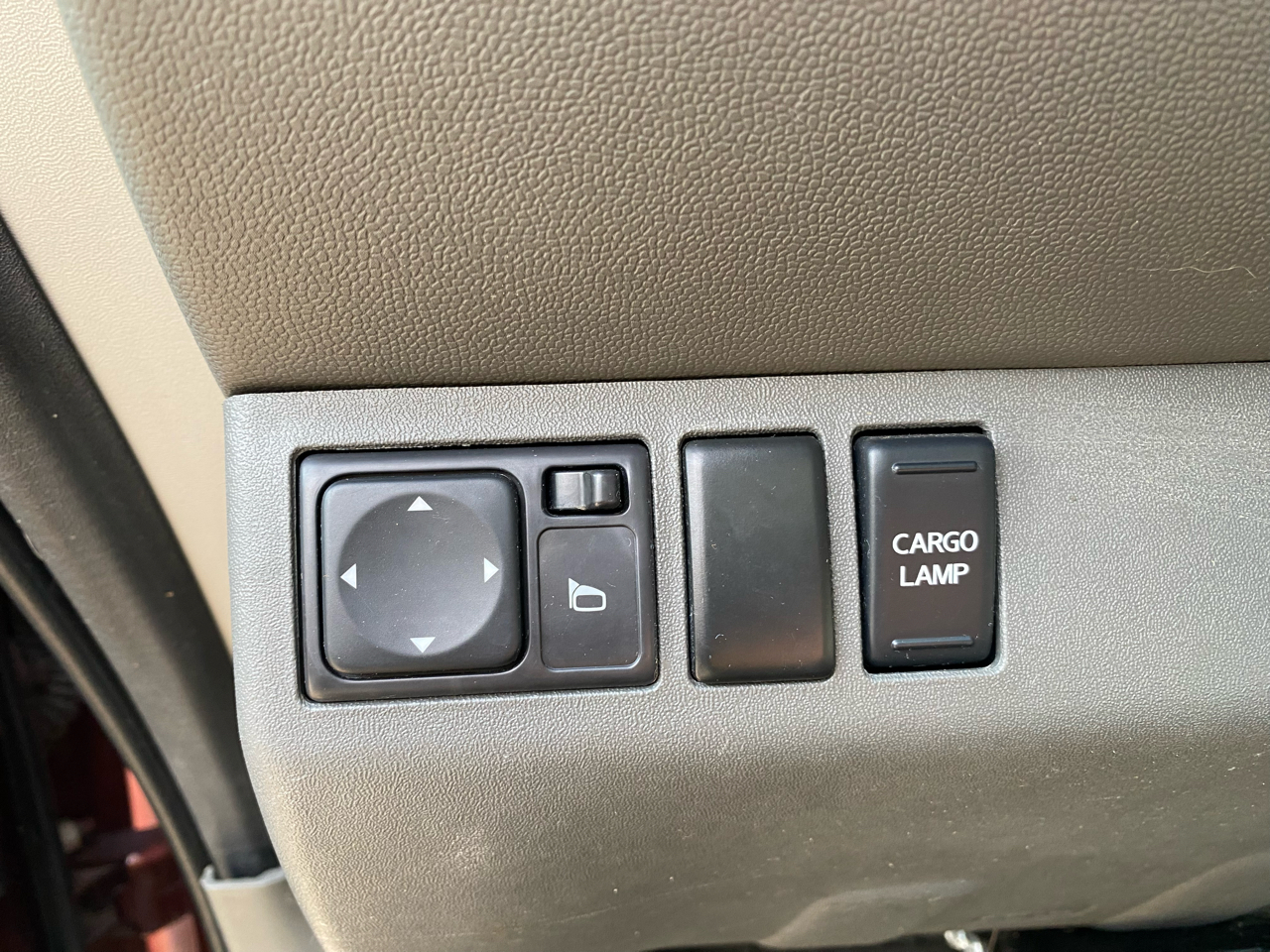 Nissan Frontier 2WD Crew Cab SWB Auto SV 2016