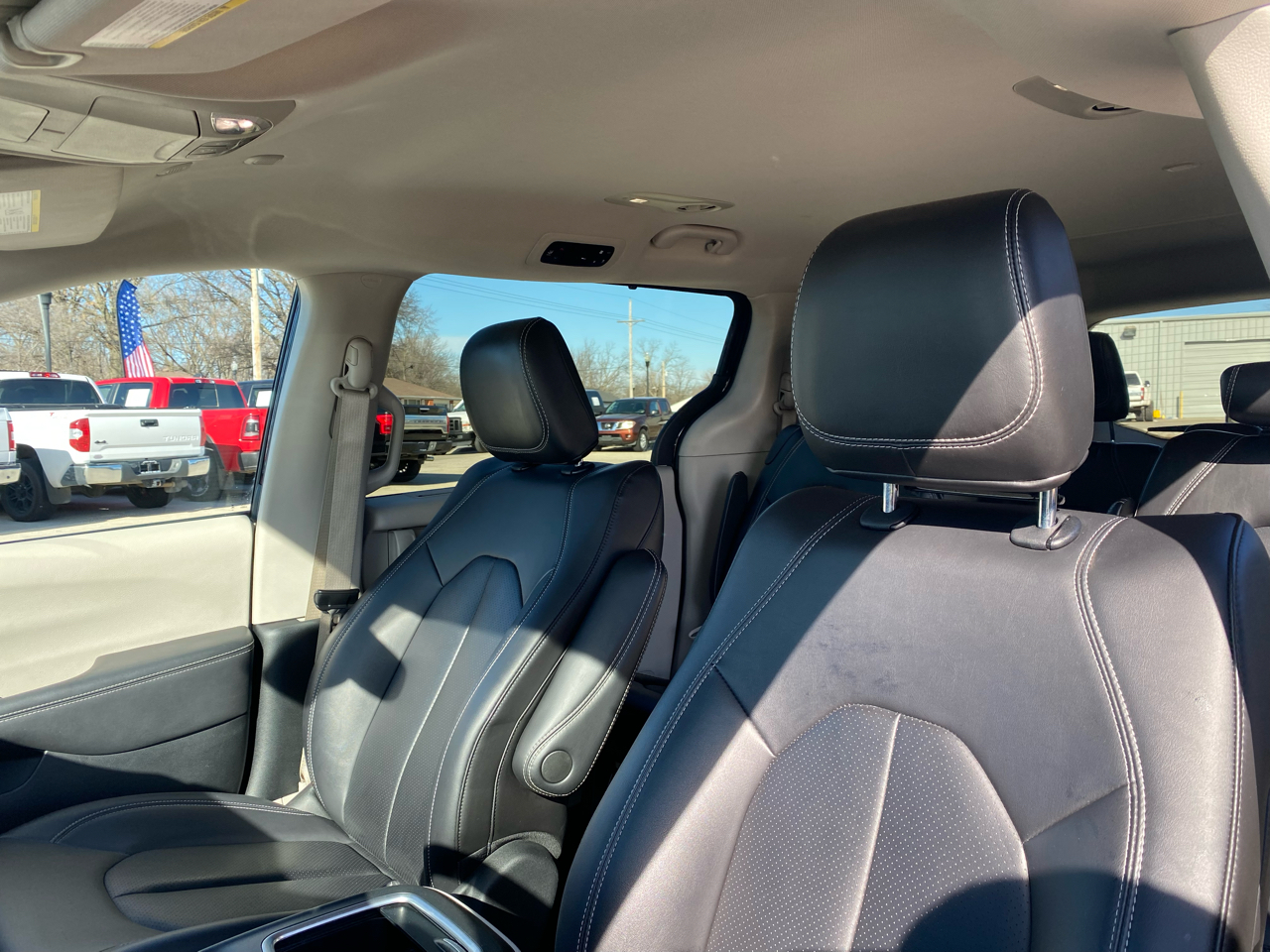 Chrysler Pacifica Touring L FWD 2024