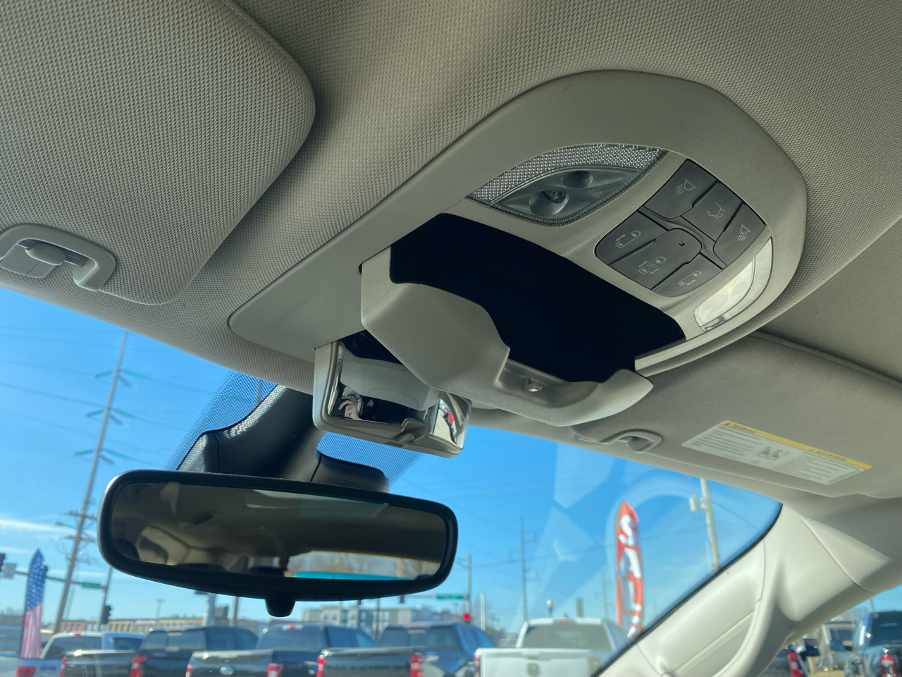 Chrysler Pacifica Touring L FWD 2024