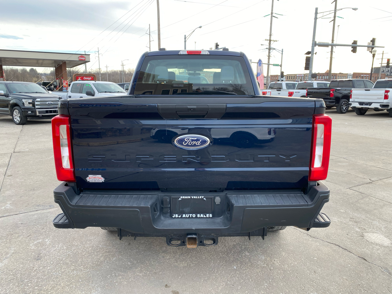 Ford Super Duty F-350 SRW  2023