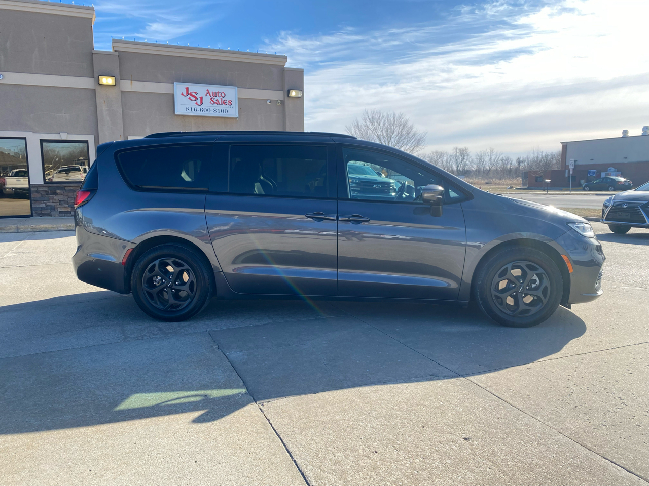 Chrysler Pacifica Hybrid Touring L FWD 2021