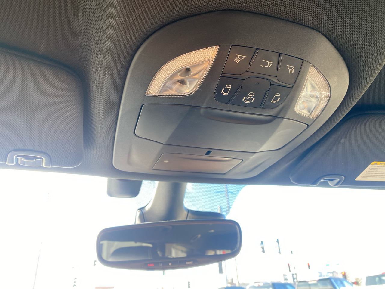 Chrysler Pacifica Hybrid Touring L FWD 2021