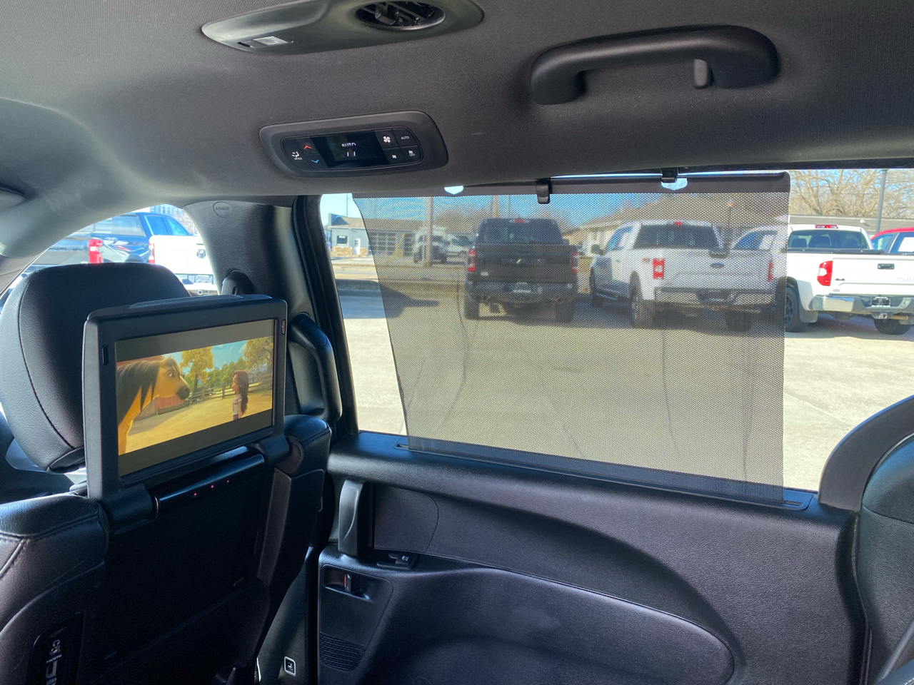 Chrysler Pacifica Hybrid Touring L FWD 2021