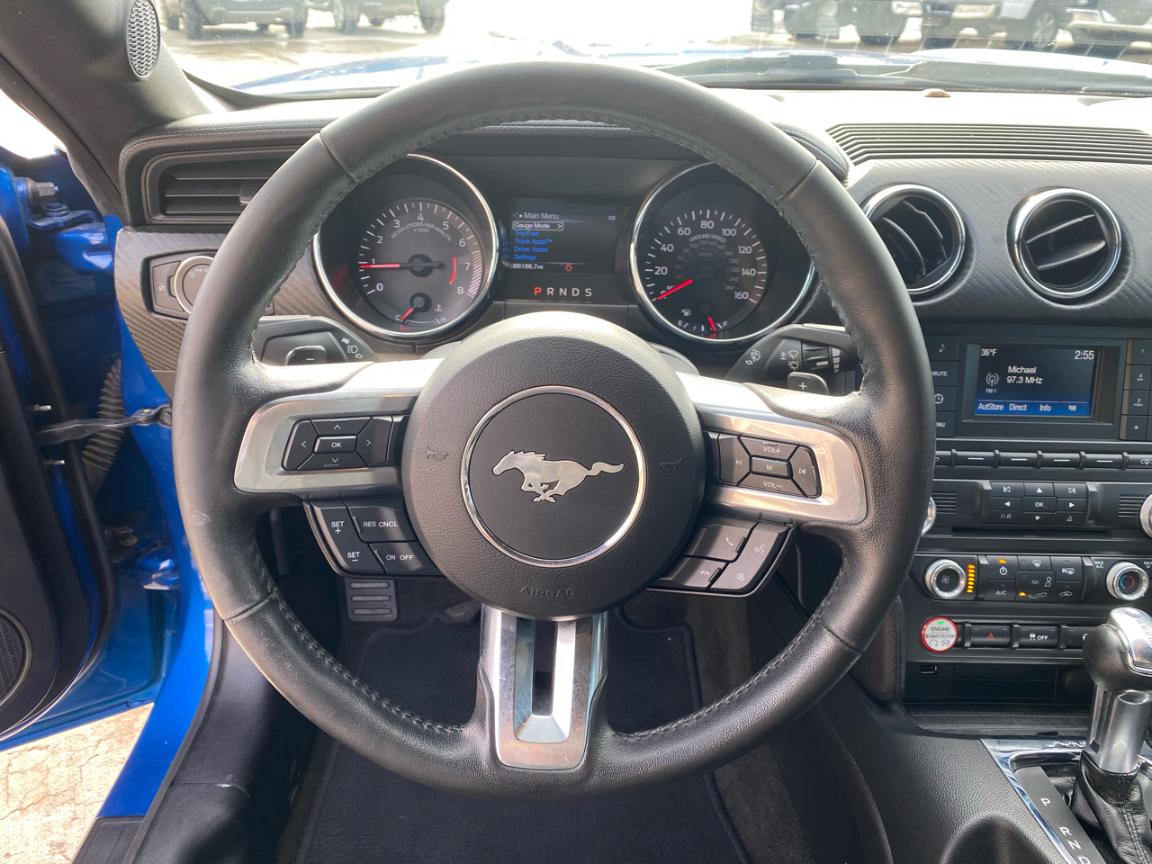 Ford Mustang V6 Fastback 2017