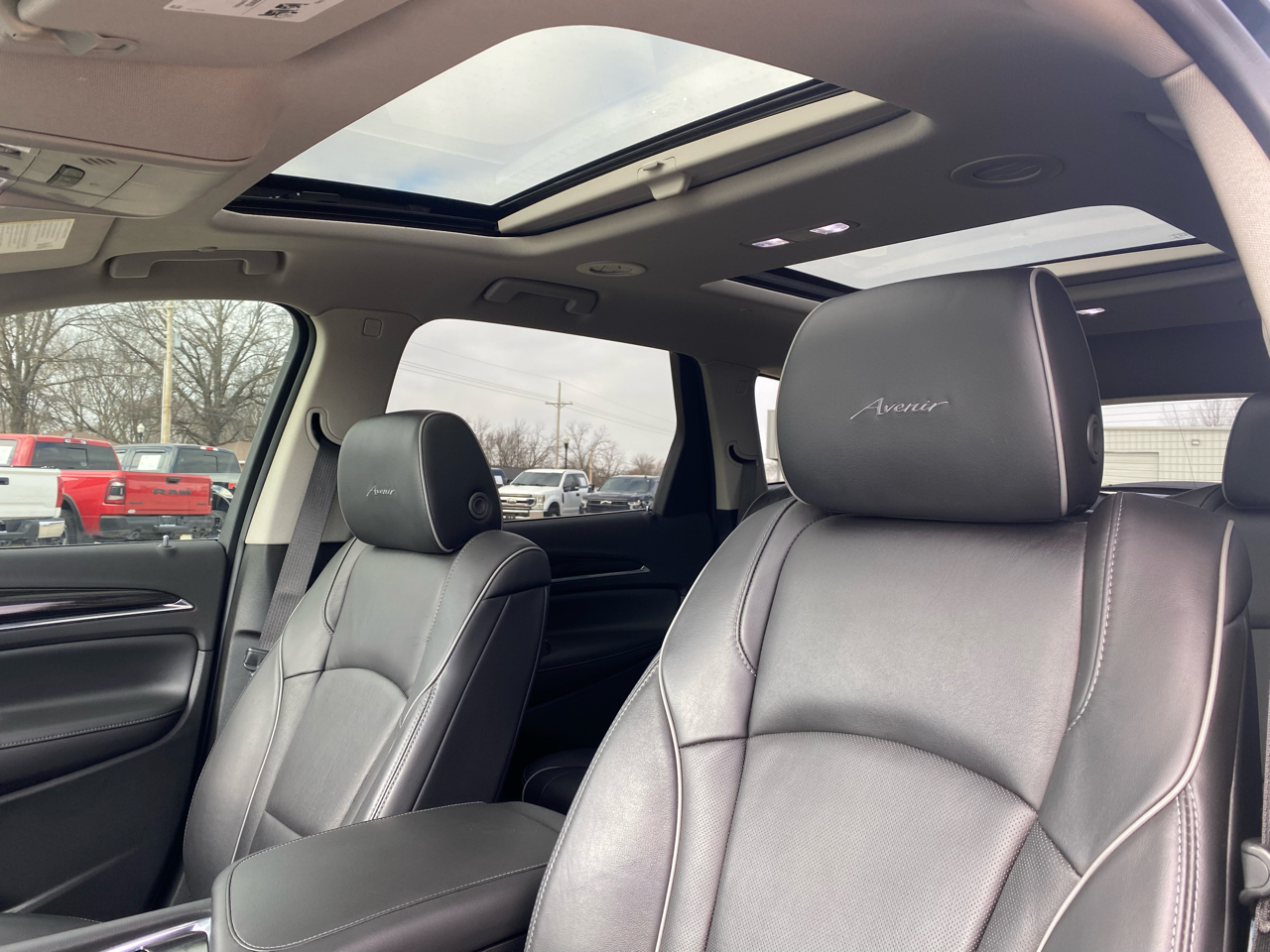 Buick Enclave Avenir AWD 2020