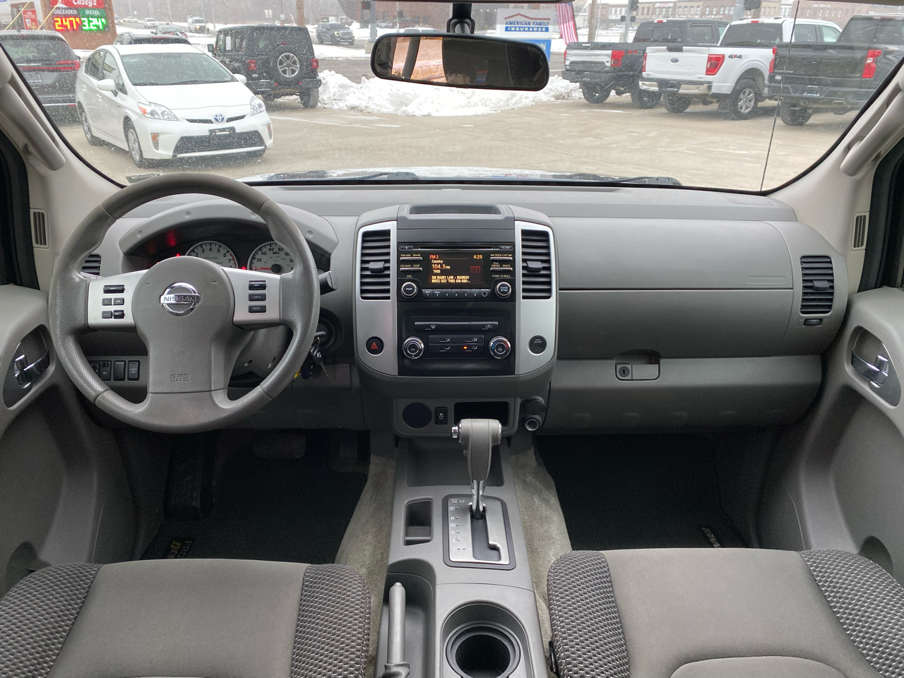 Nissan Frontier  2014