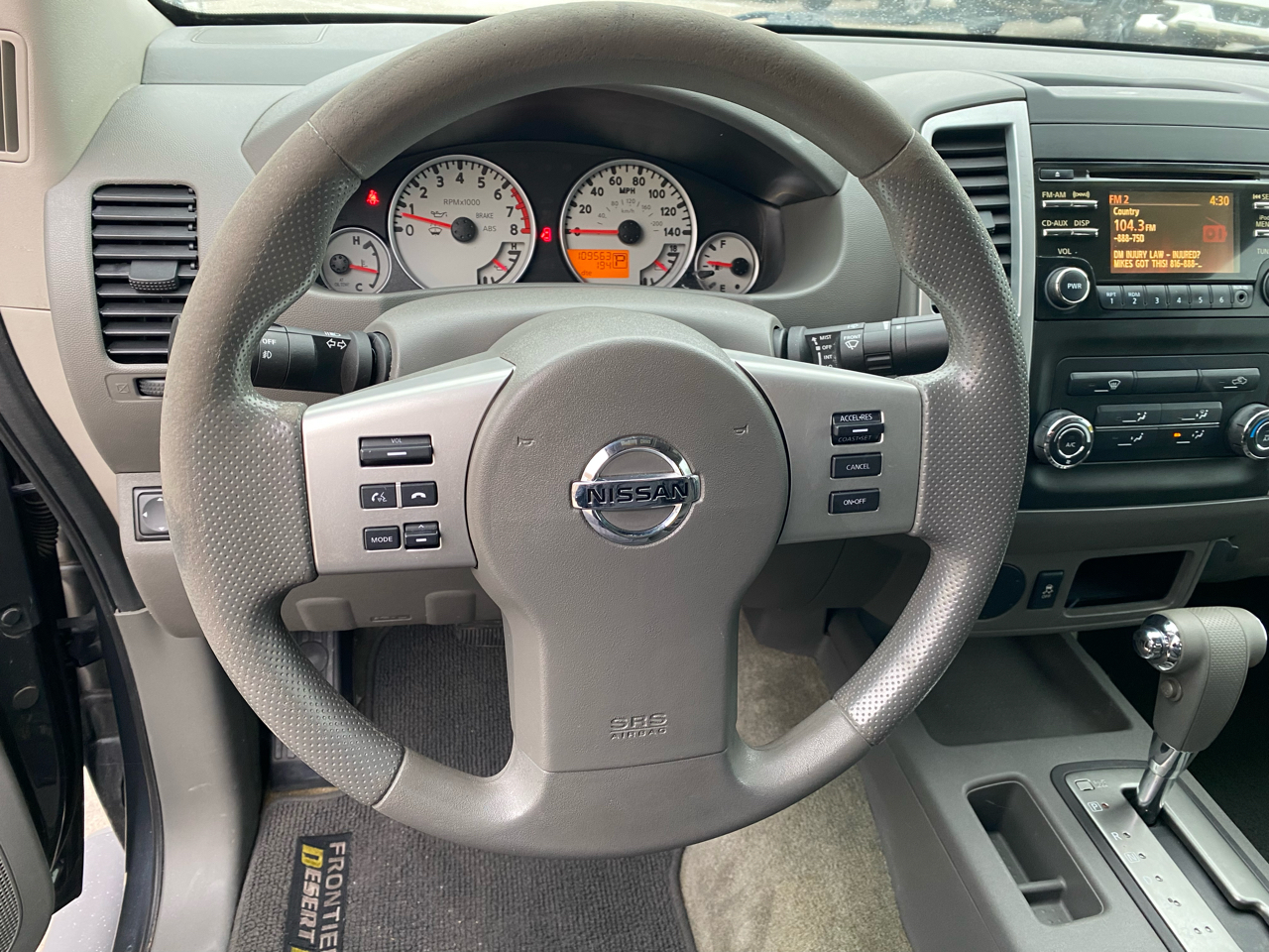 Nissan Frontier  2014