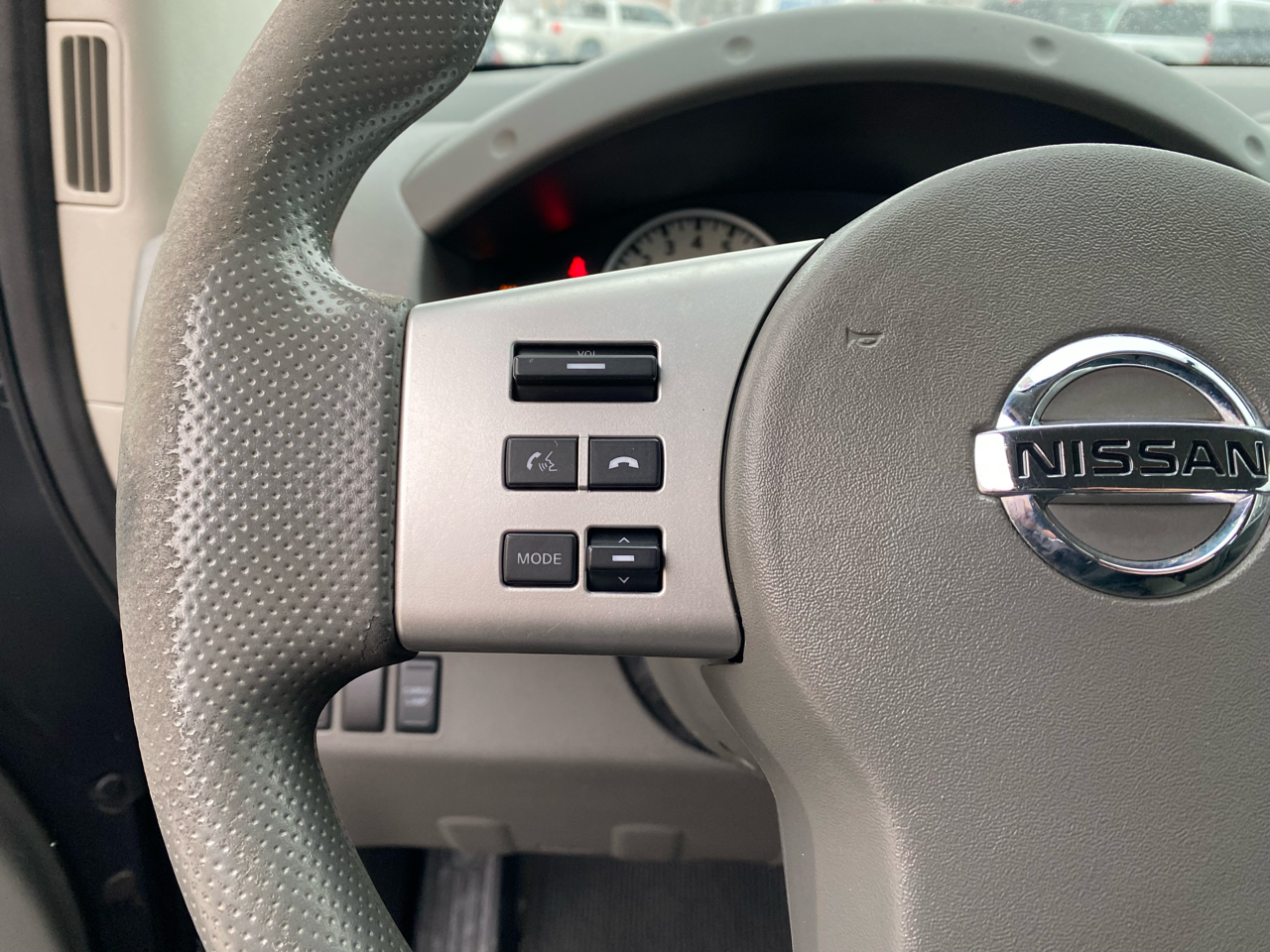 Nissan Frontier  2014