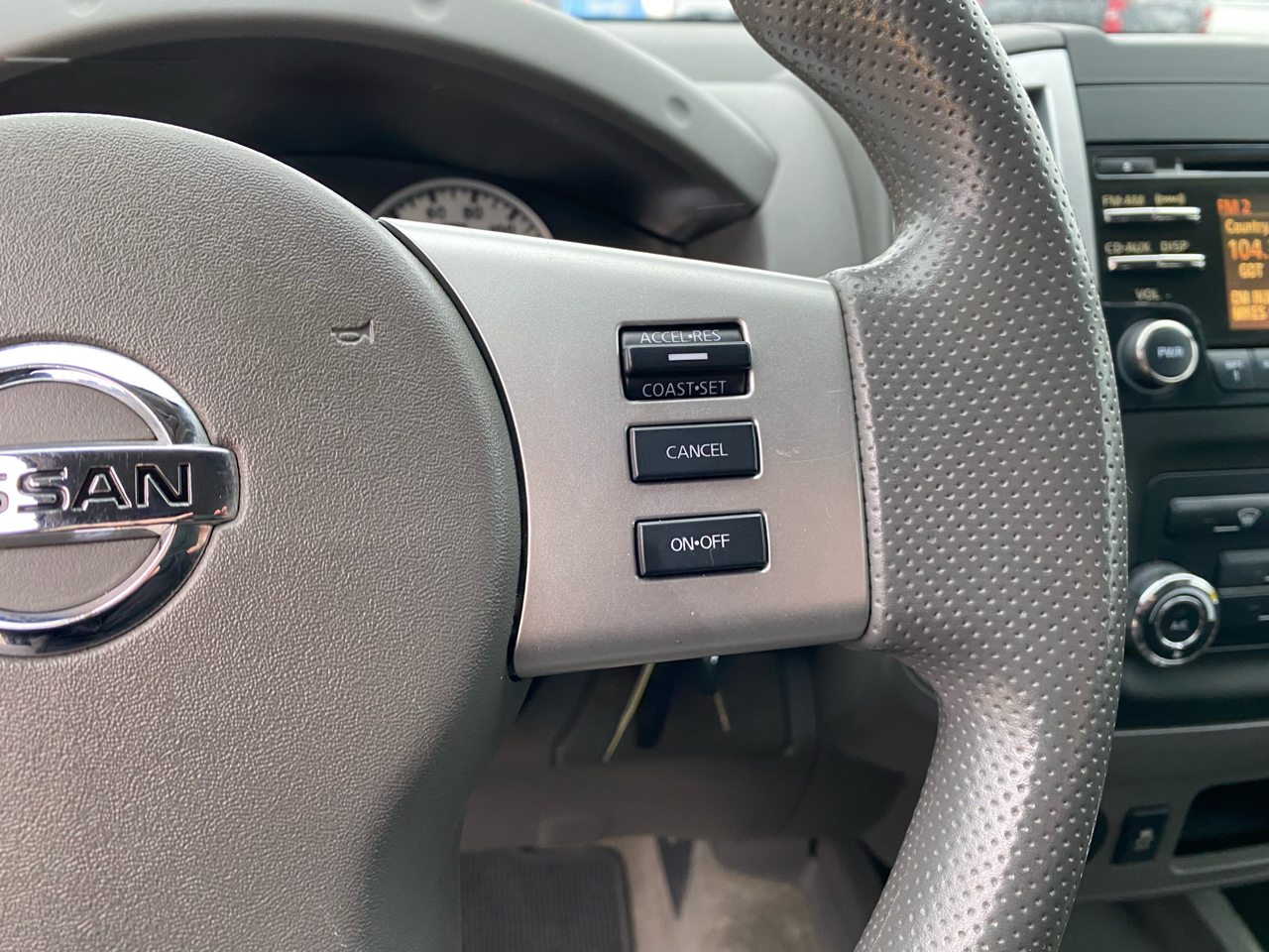 Nissan Frontier  2014