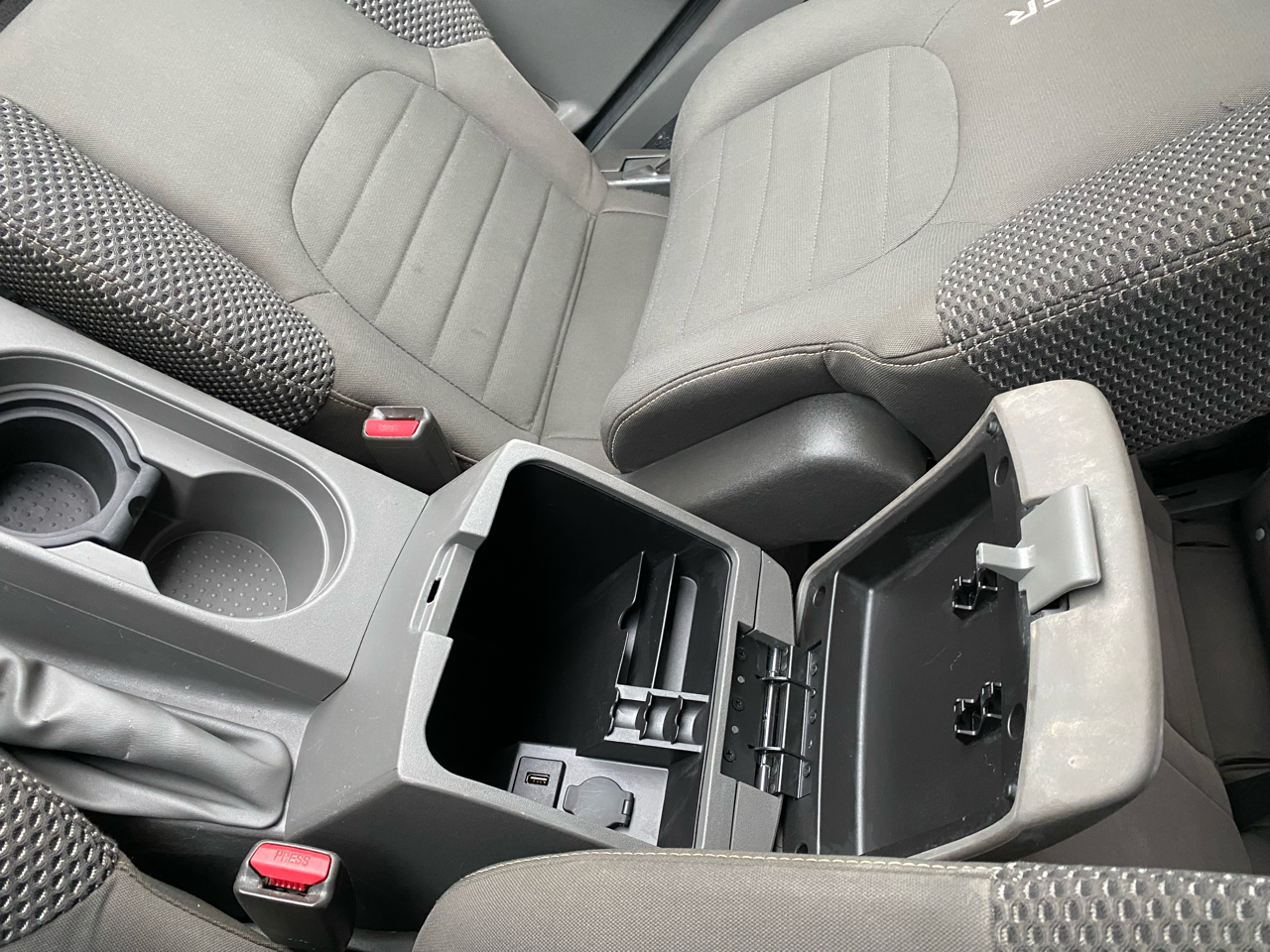 Nissan Frontier  2014