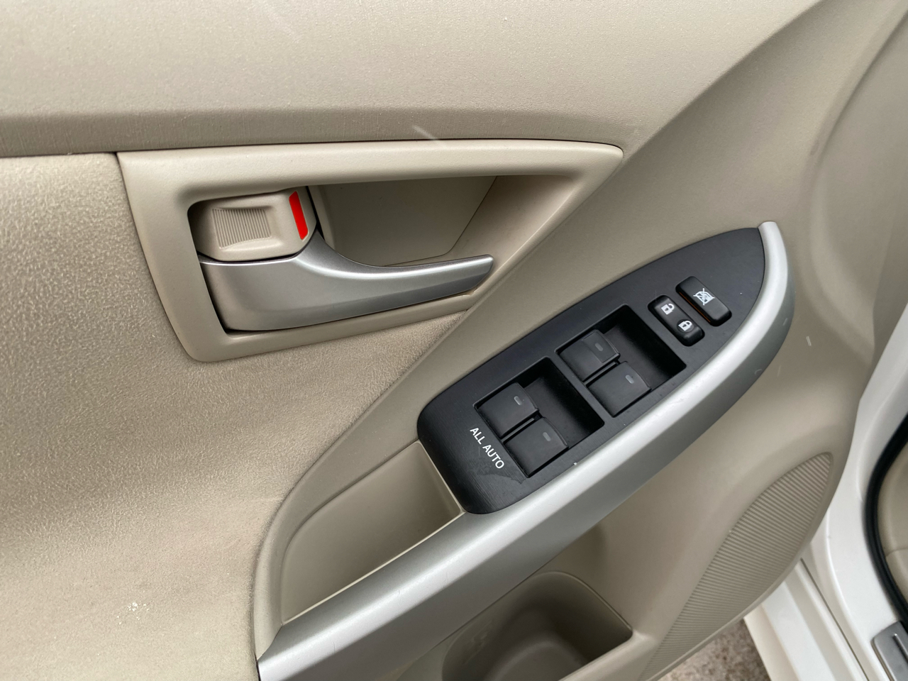 Toyota Prius 5dr HB Persona (Natl) 2013