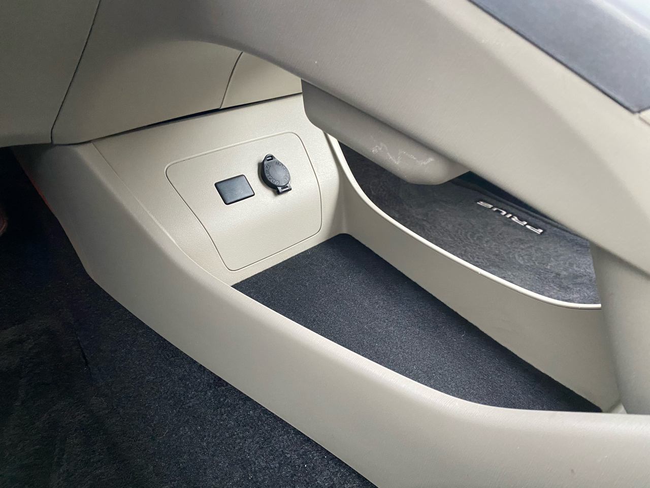 Toyota Prius 5dr HB Persona (Natl) 2013