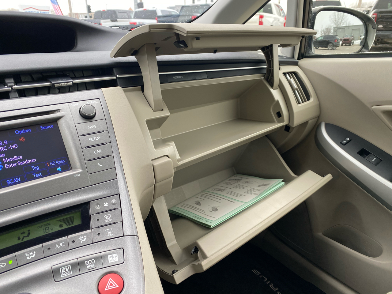 Toyota Prius 5dr HB Persona (Natl) 2013