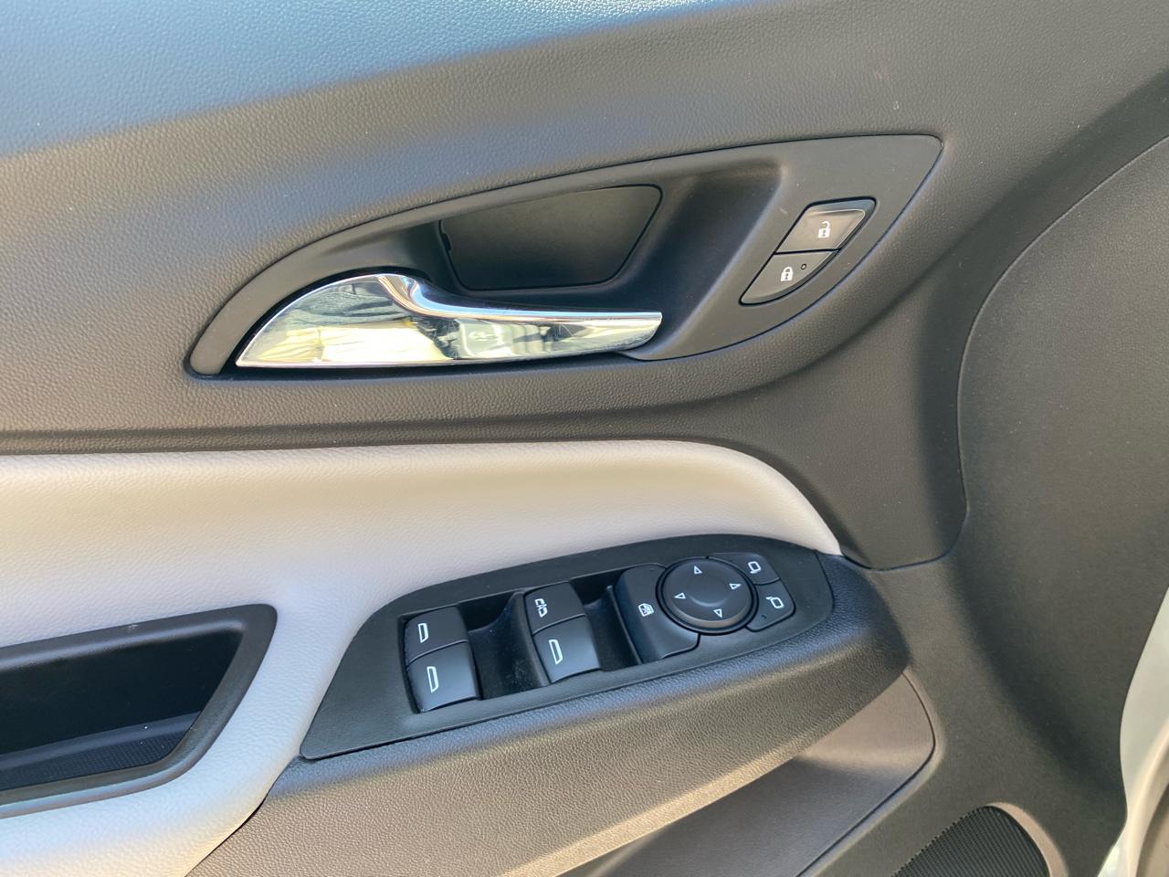 Chevrolet Equinox AWD 4dr LS w/1FL 2023