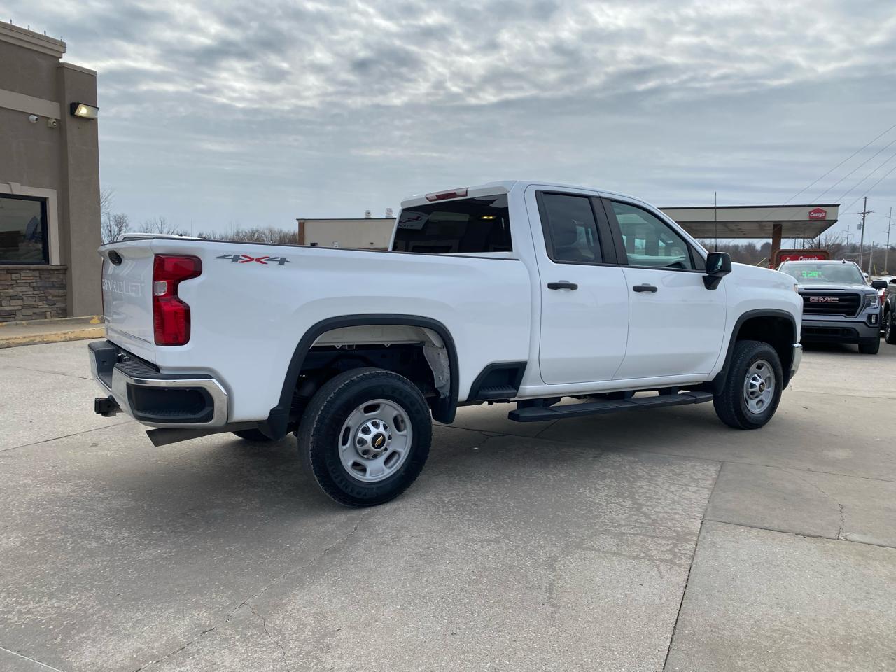 Chevrolet Silverado 2500HD 4WD Double Cab 149" Work Truck 2023