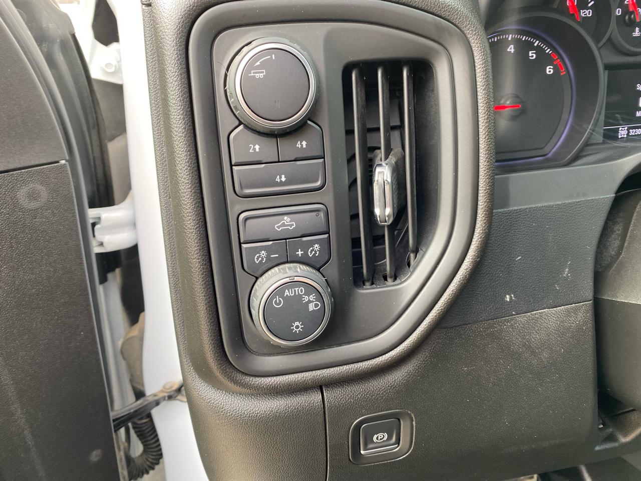 Chevrolet Silverado 2500HD 4WD Double Cab 149" Work Truck 2023