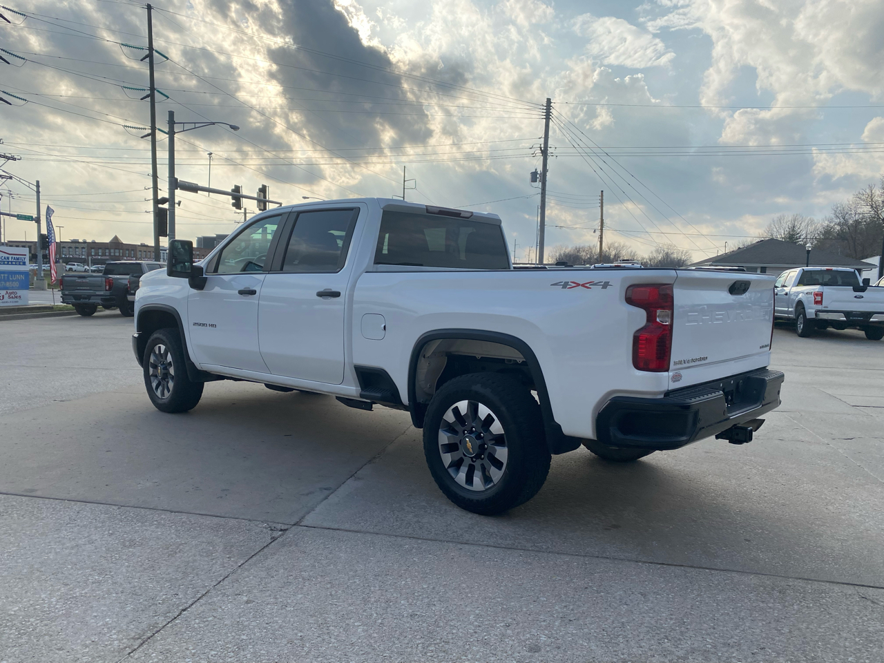 Chevrolet Silverado 2500HD 4WD Crew Cab 159" Custom 2024