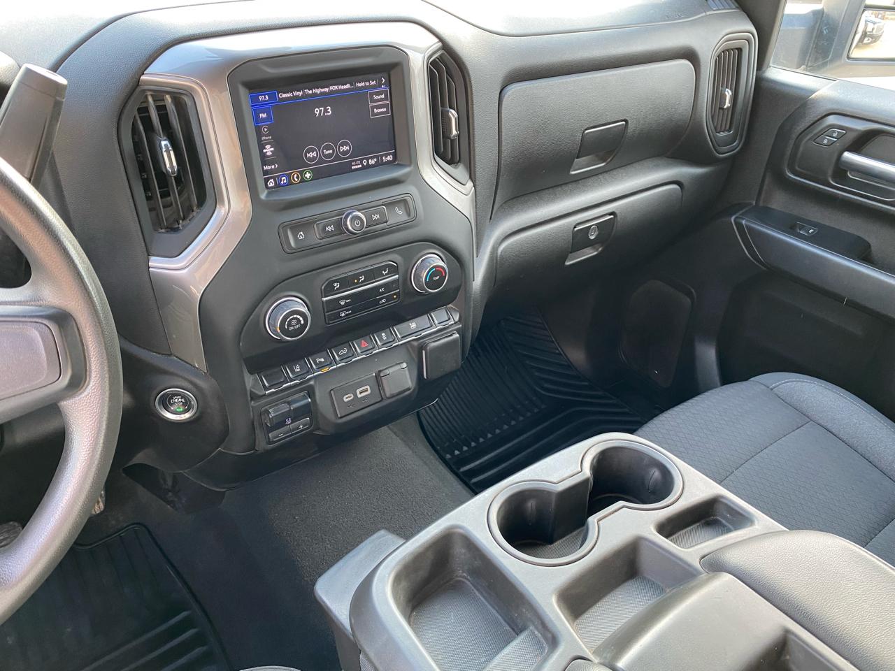 Chevrolet Silverado 2500HD 4WD Crew Cab 159" Custom 2024