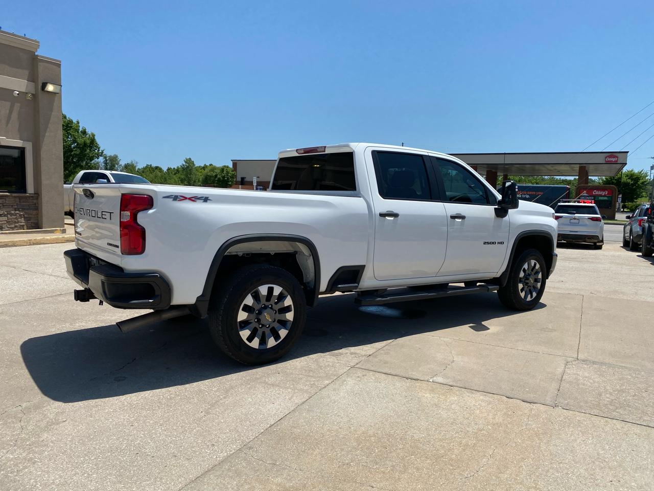 Chevrolet Silverado 2500HD 4WD Crew Cab 159" Custom 2021