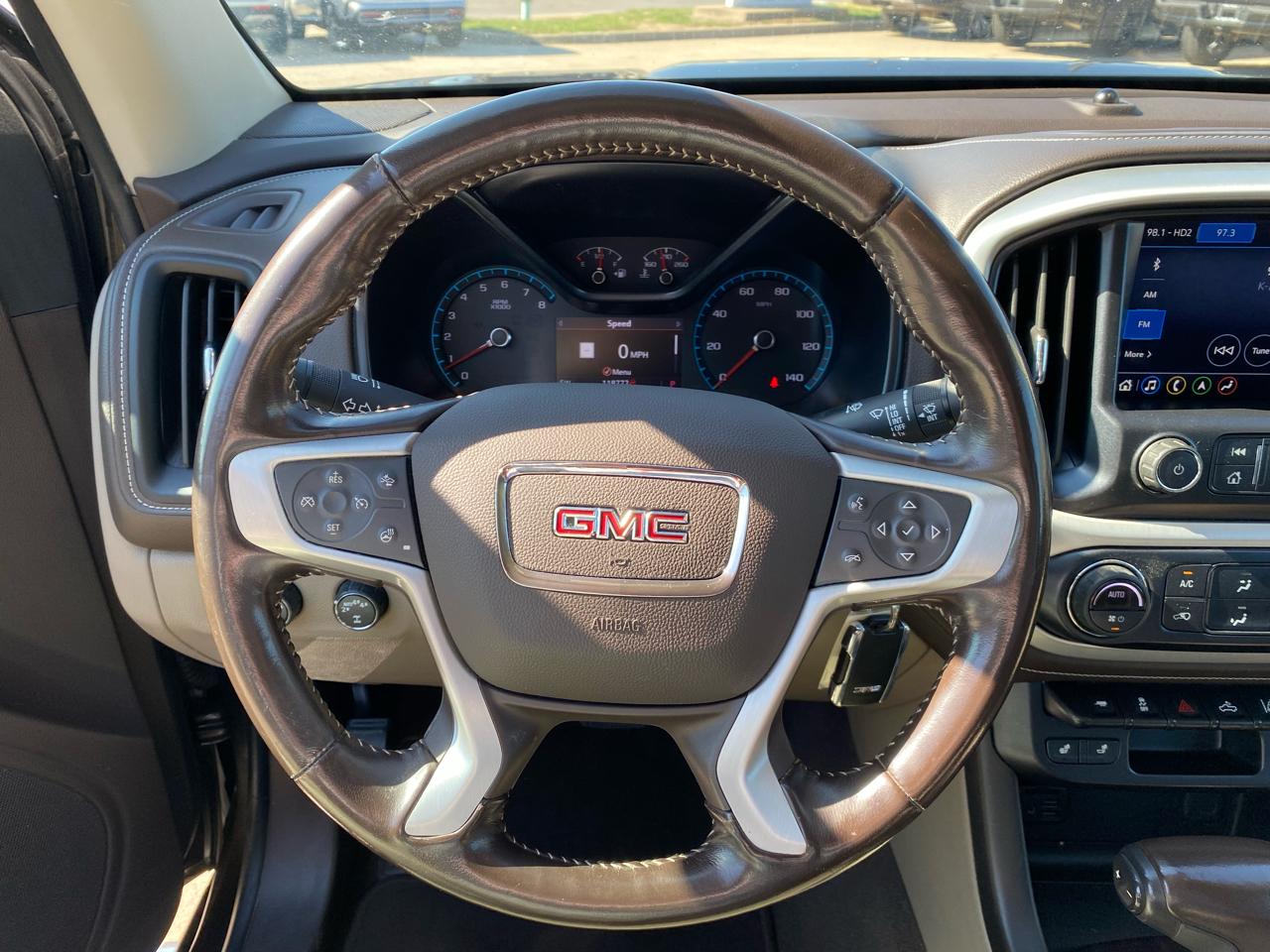 GMC Canyon 4WD Crew Cab 128.3" SLT 2019