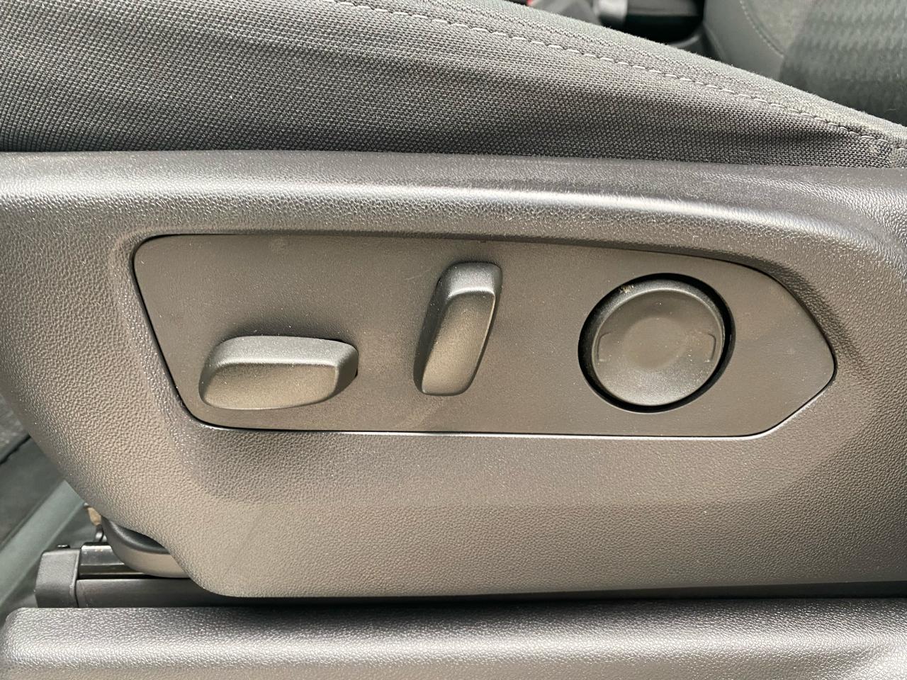 Chevrolet Silverado 1500 4WD Crew Cab 147" LT w/1LT 2024