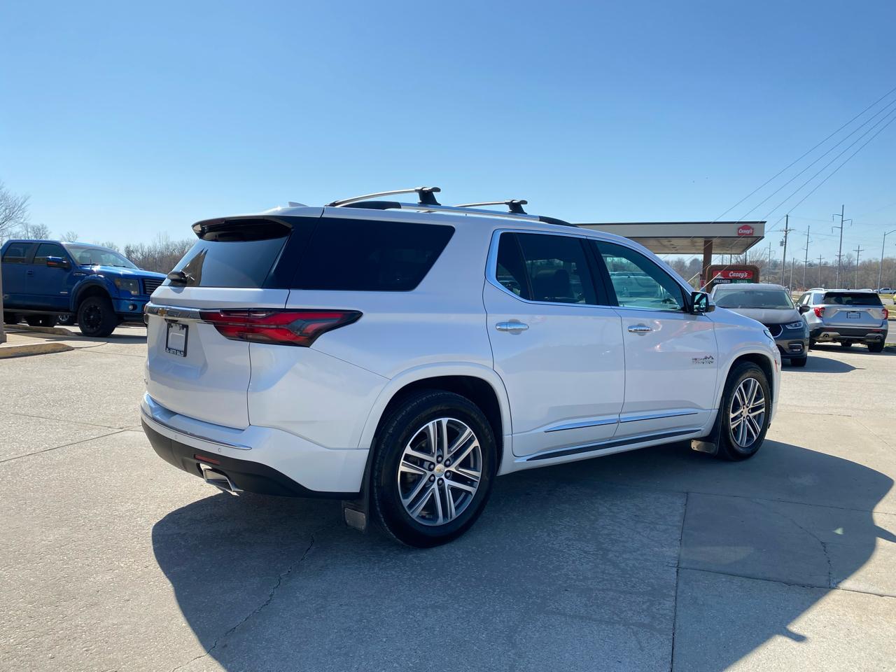 Chevrolet Traverse AWD 4dr High Country 2023