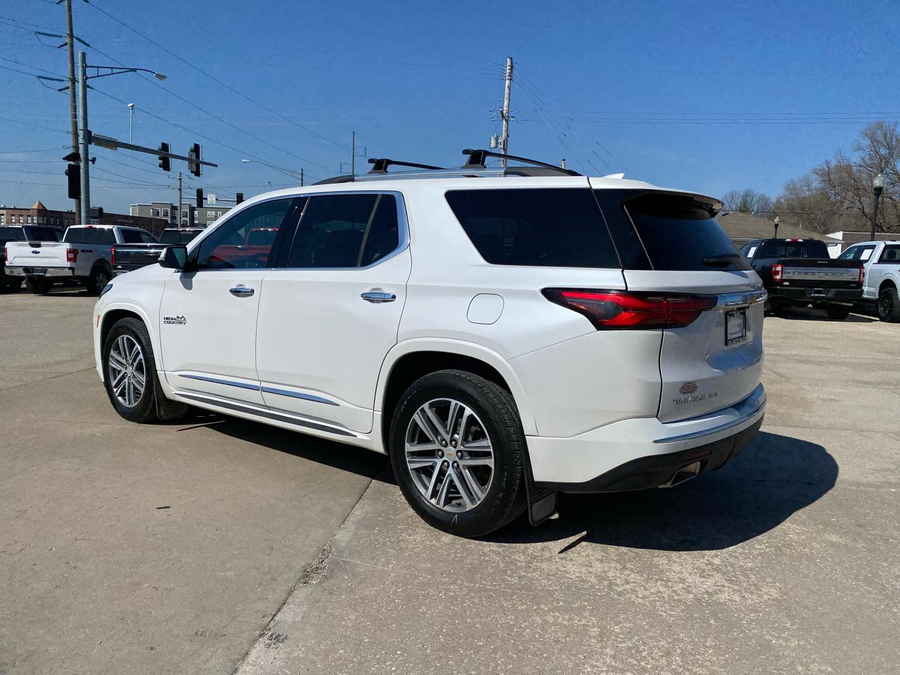Chevrolet Traverse AWD 4dr High Country 2023