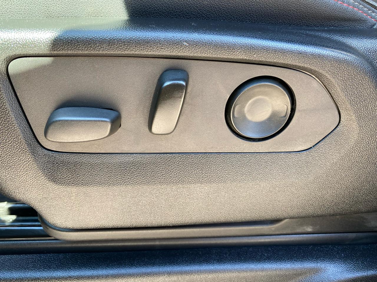 Chevrolet Tahoe 4WD 4dr RST 2021