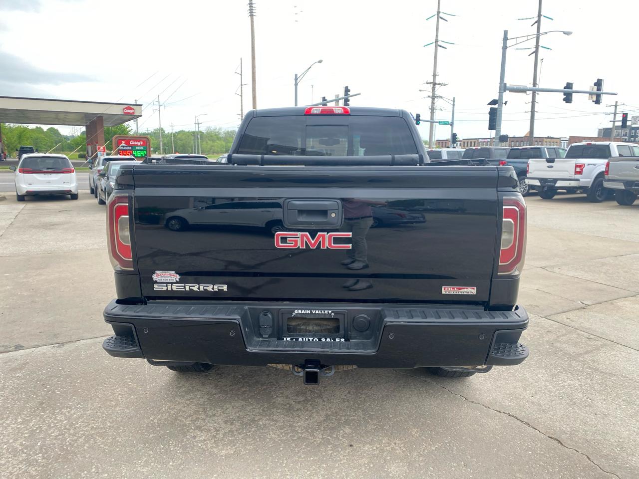 GMC Sierra 1500 4WD Double Cab 143.5" SLT 2017