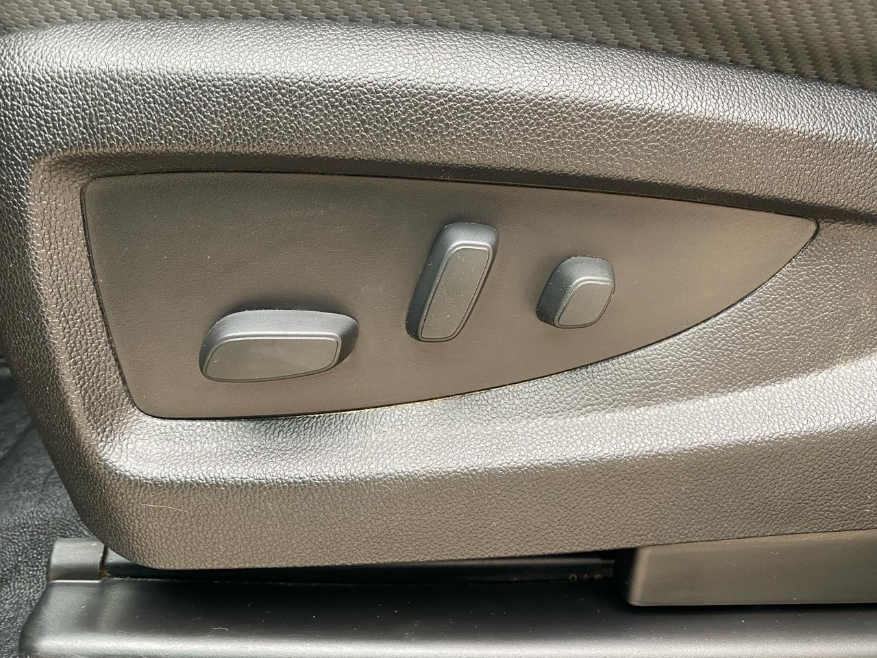 GMC Sierra 1500 4WD Double Cab 143.5" SLT 2017