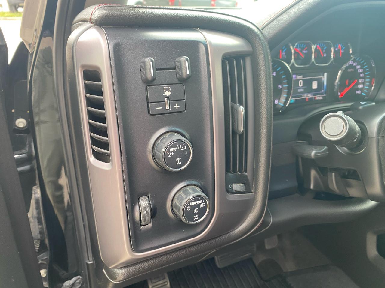 GMC Sierra 1500 4WD Double Cab 143.5" SLT 2017