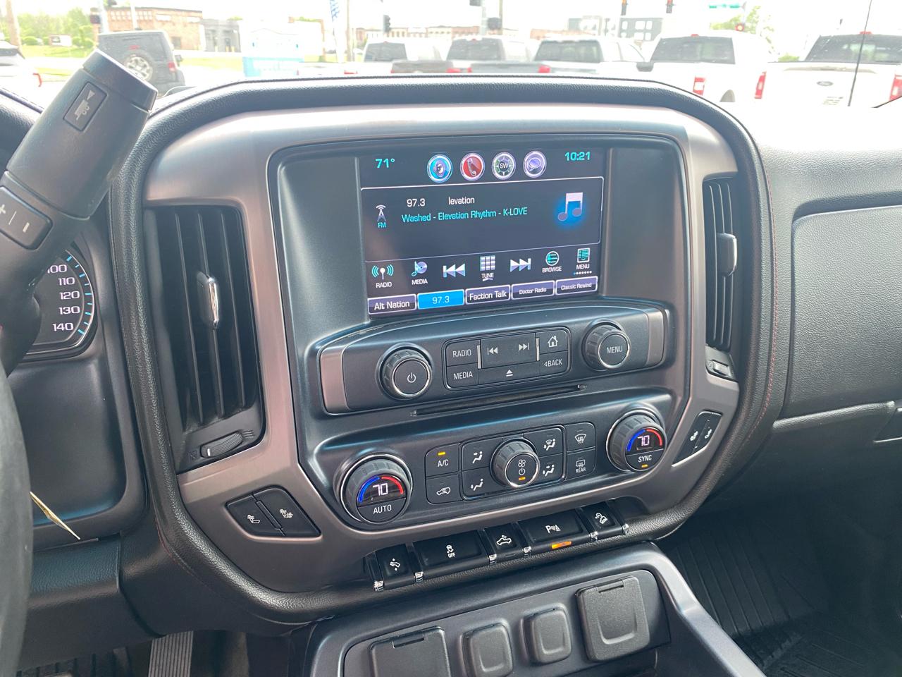 GMC Sierra 1500 4WD Double Cab 143.5" SLT 2017