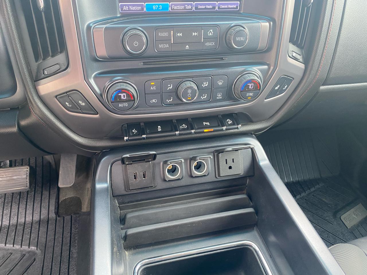 GMC Sierra 1500 4WD Double Cab 143.5" SLT 2017