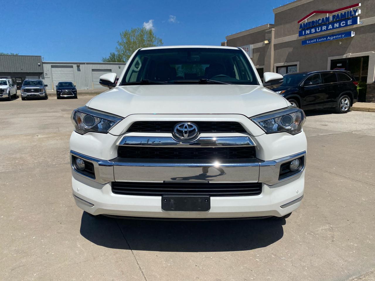 Toyota 4Runner Limited 4WD 2016