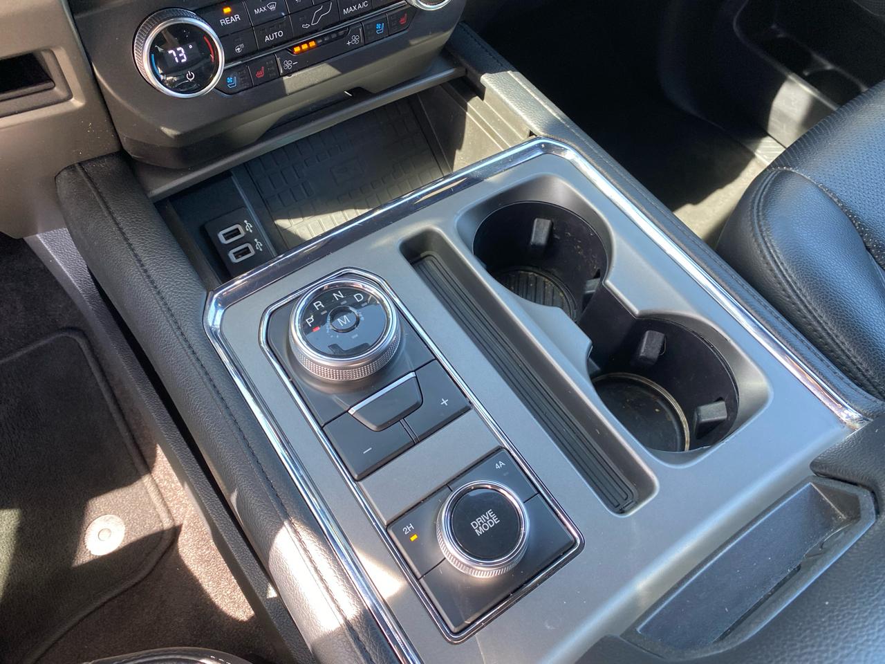 Ford Expedition XLT 4x4 2019