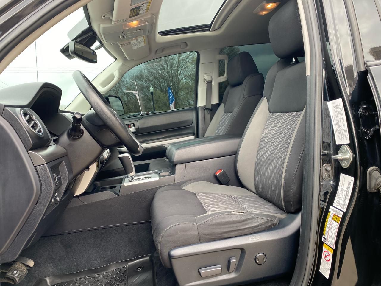 Toyota Tundra 4WD SR5 CrewMax 5.5' Bed 5.7L (Natl) 2018