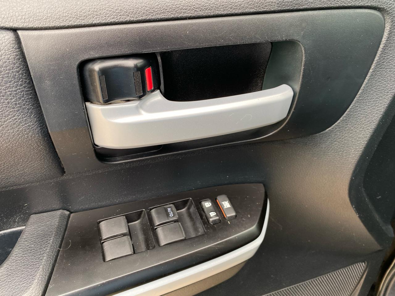 Toyota Tundra 4WD SR5 CrewMax 5.5' Bed 5.7L (Natl) 2018