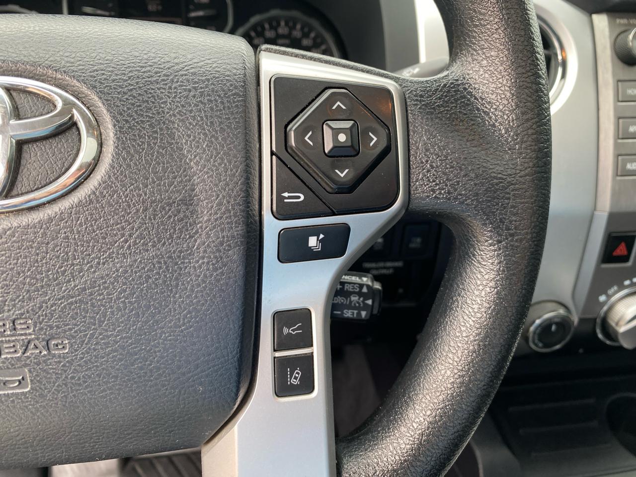 Toyota Tundra 4WD SR5 CrewMax 5.5' Bed 5.7L (Natl) 2018