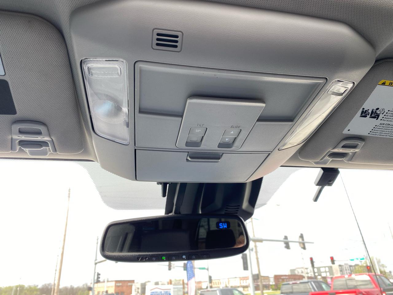 Toyota Tundra 4WD SR5 CrewMax 5.5' Bed 5.7L (Natl) 2018