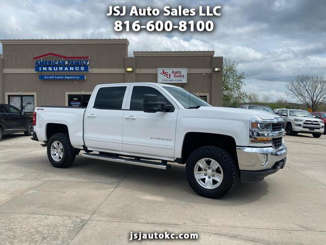 White 2017 Chevrolet Silverado 1500 LT Crew Cab 4WD Pickup Truck Four-Wheel Drive Automatic