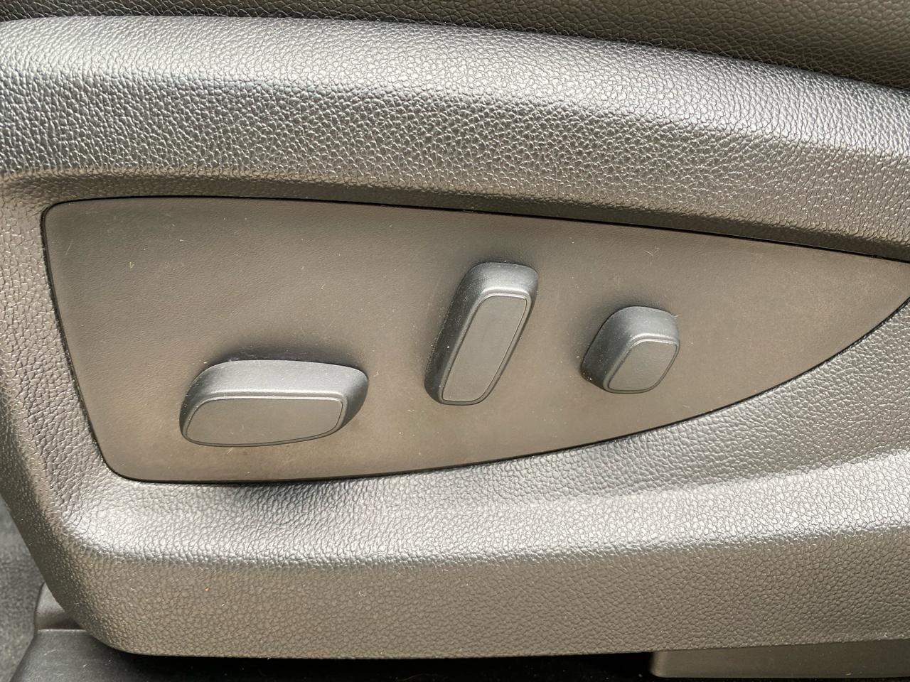 Chevrolet Silverado 1500 4WD Crew Cab 143.5" LT 2017