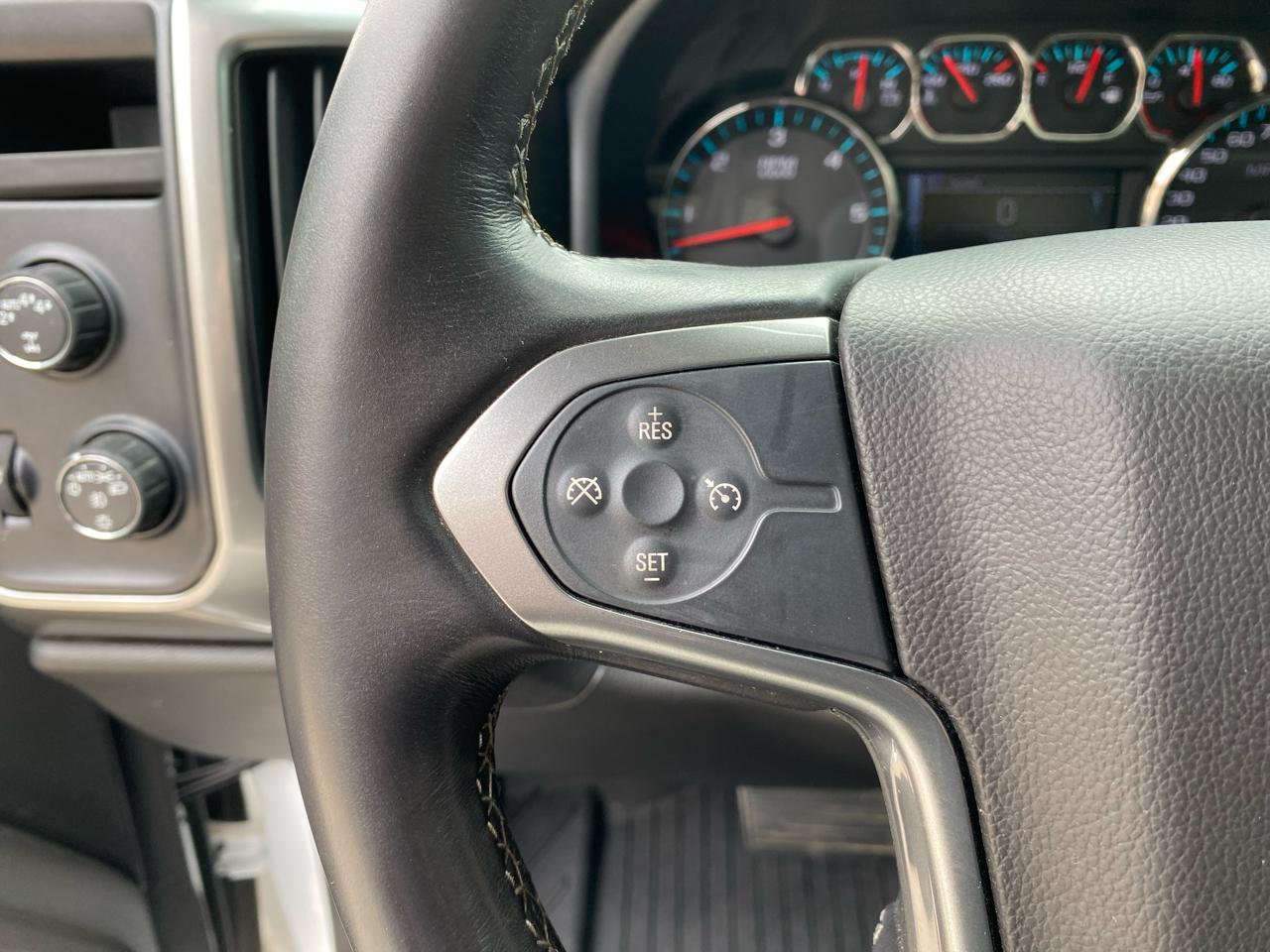 Chevrolet Silverado 1500 4WD Crew Cab 143.5" LT 2017