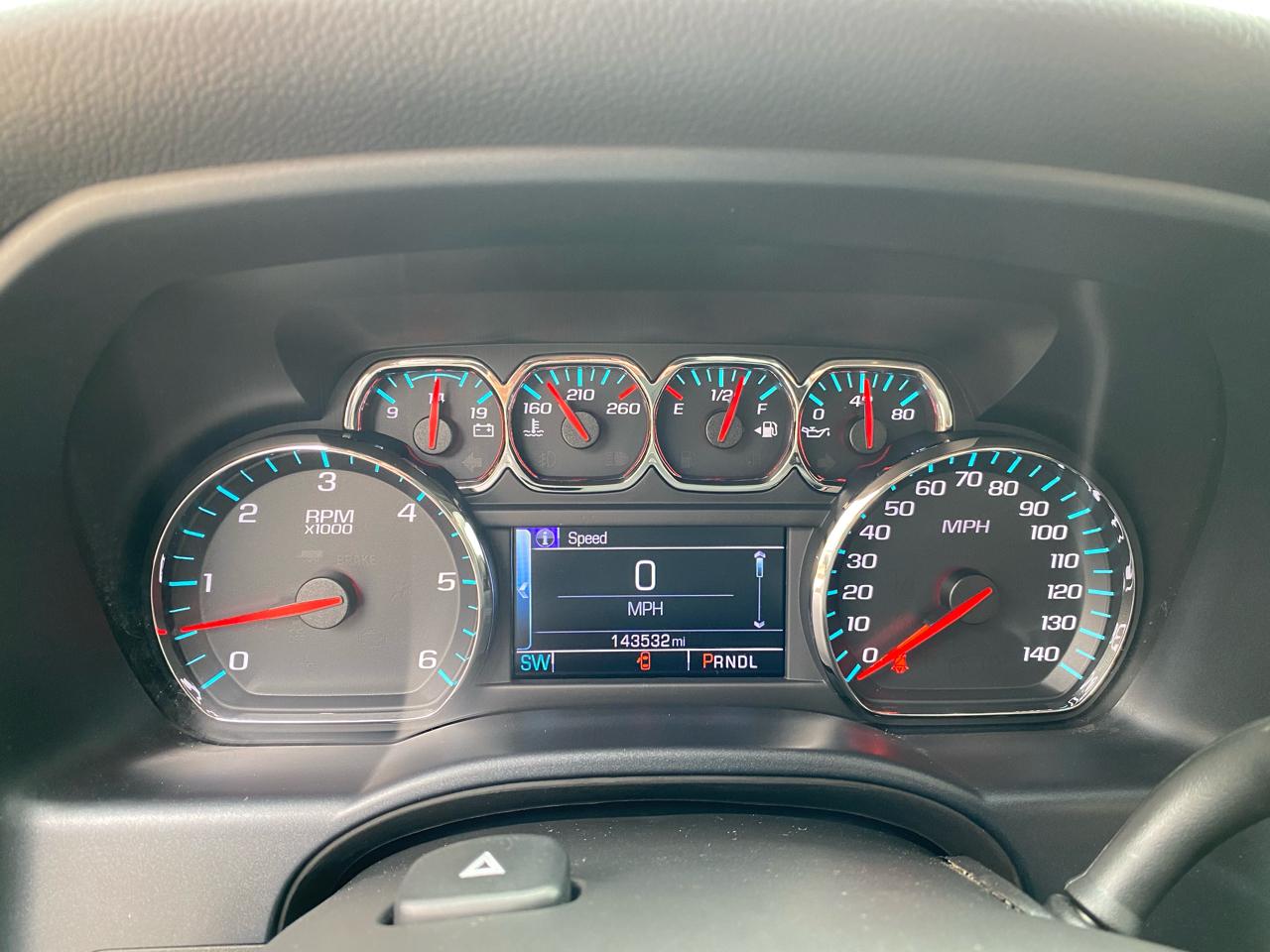 Chevrolet Silverado 1500 4WD Crew Cab 143.5" LT 2017